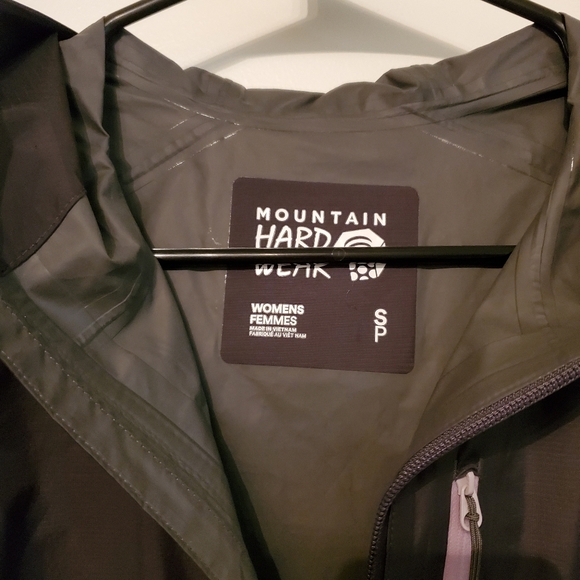 Mountain Hardwear Paclite Gore-Tex shell jacket - Picture 6 of 10